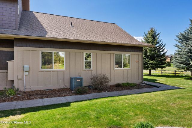 108 Ironwood DR, Blanchard, ID 83804