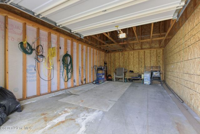 108 Ironwood DR, Blanchard, ID 83804