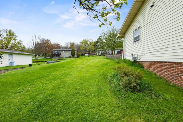 103 Moorland Drive, Markesan, WI 53946