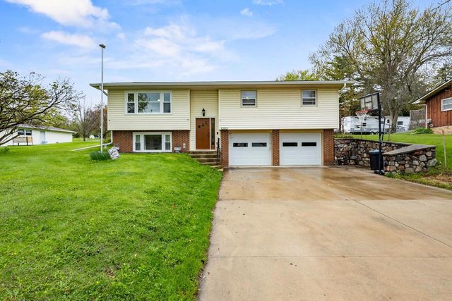 103 Moorland Drive, Markesan, WI 53946