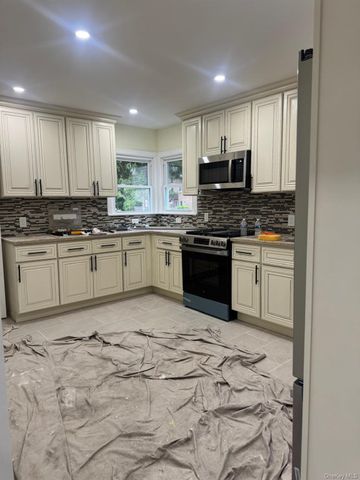 258 Brown Avenue, Hempstead, NY 11550