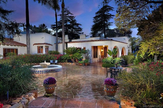 6525 Lago Lindo, Rancho Santa Fe, CA 92067