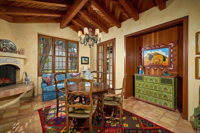 6525 Lago Lindo, Rancho Santa Fe, CA 92067