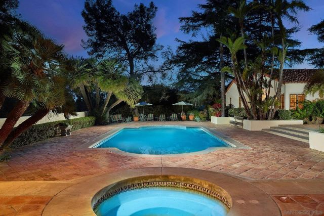 6525 Lago Lindo, Rancho Santa Fe, CA 92067