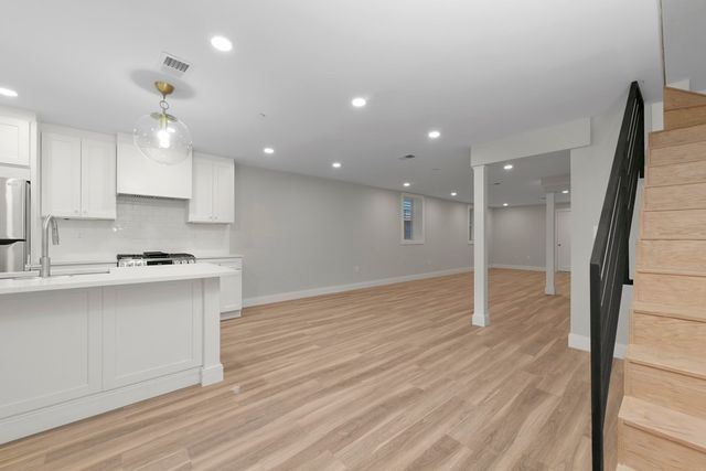 160 Webster Street 1, Boston, MA 02128