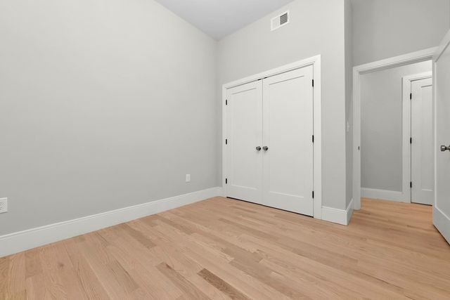 160 Webster Street 1, Boston, MA 02128