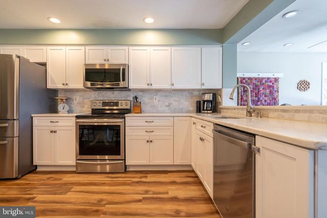 1043 DAVIS GROVE RD, Ambler, PA 19002