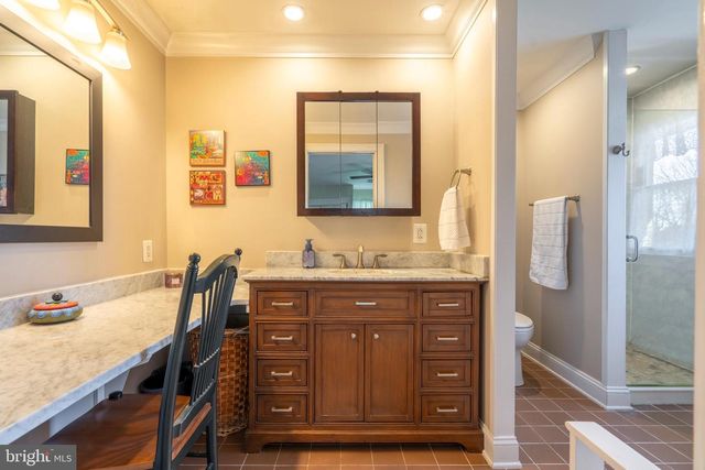 1043 DAVIS GROVE RD, Ambler, PA 19002