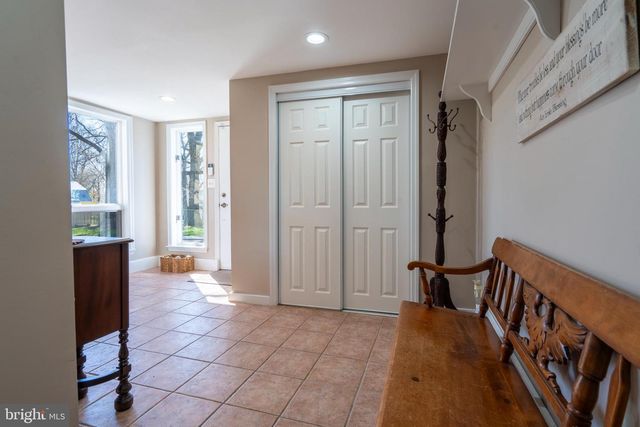 1043 DAVIS GROVE RD, Ambler, PA 19002
