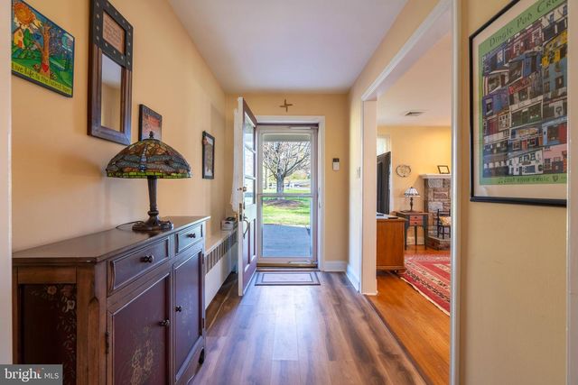 1043 DAVIS GROVE RD, Ambler, PA 19002