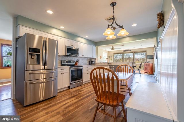 1043 DAVIS GROVE RD, Ambler, PA 19002