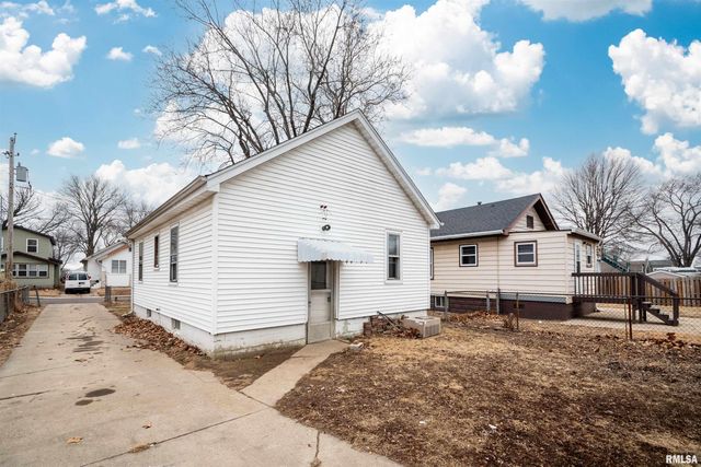 911 E MONETA Avenue, Peoria Heights, IL 61616