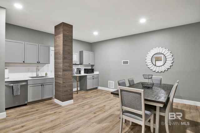 11097 Redfern Road, Daphne, AL 36526