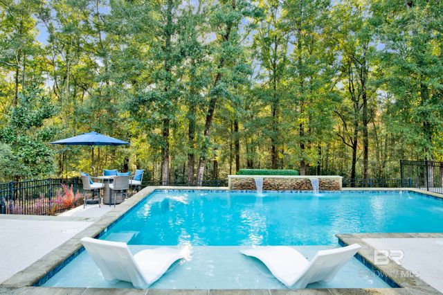 11097 Redfern Road, Daphne, AL 36526