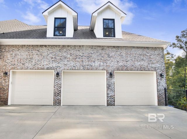 11097 Redfern Road, Daphne, AL 36526