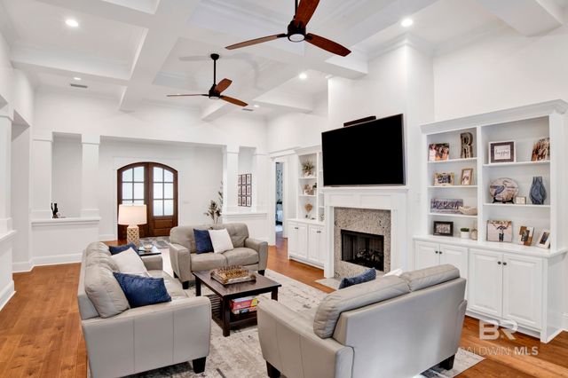 11097 Redfern Road, Daphne, AL 36526