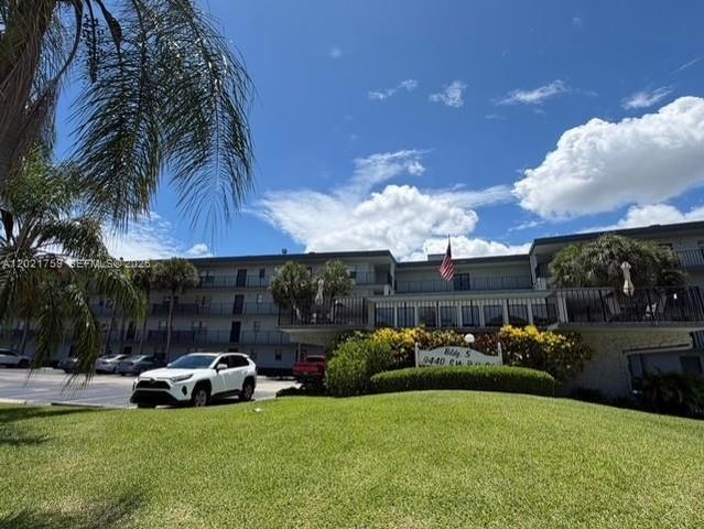 9440 SW 8th Street 320, Boca Raton, FL 33428