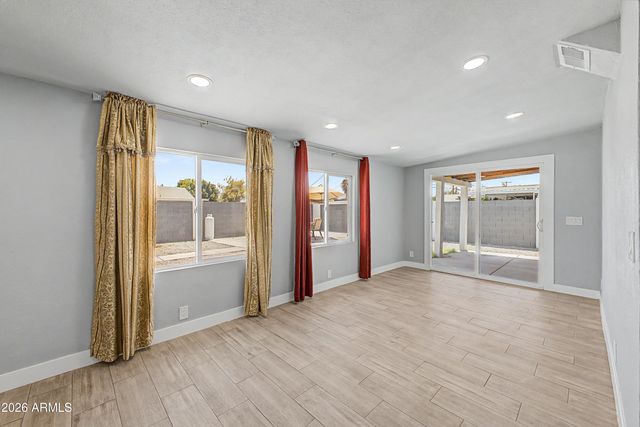3639 W LAWRENCE Lane, Phoenix, AZ 85051