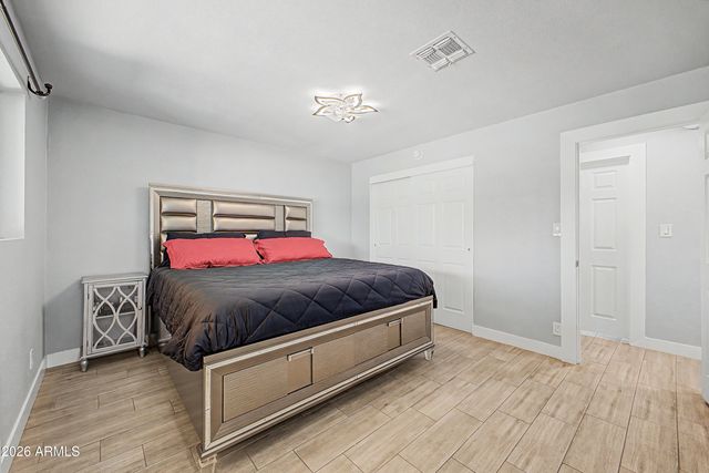 3639 W LAWRENCE Lane, Phoenix, AZ 85051