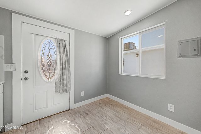 3639 W LAWRENCE Lane, Phoenix, AZ 85051