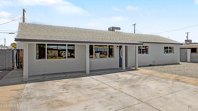 3639 W LAWRENCE Lane, Phoenix, AZ 85051