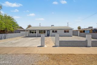 3639 W LAWRENCE Lane, Phoenix, AZ 85051