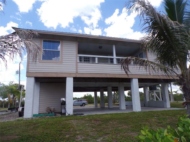 24279 YACHT CLUB BOULEVARD, Punta Gorda, FL 33955