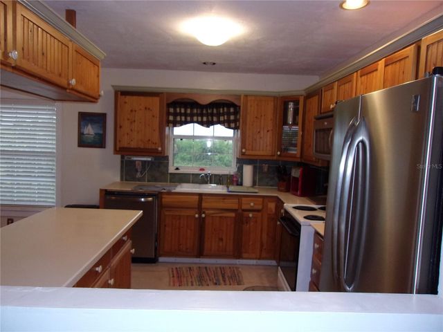 24279 YACHT CLUB BOULEVARD, Punta Gorda, FL 33955