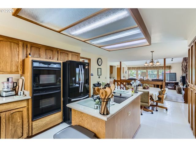 7331 Sw 152ND Ave, Beaverton, OR 97007