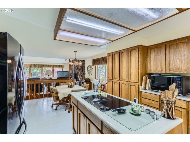 7331 Sw 152ND Ave, Beaverton, OR 97007