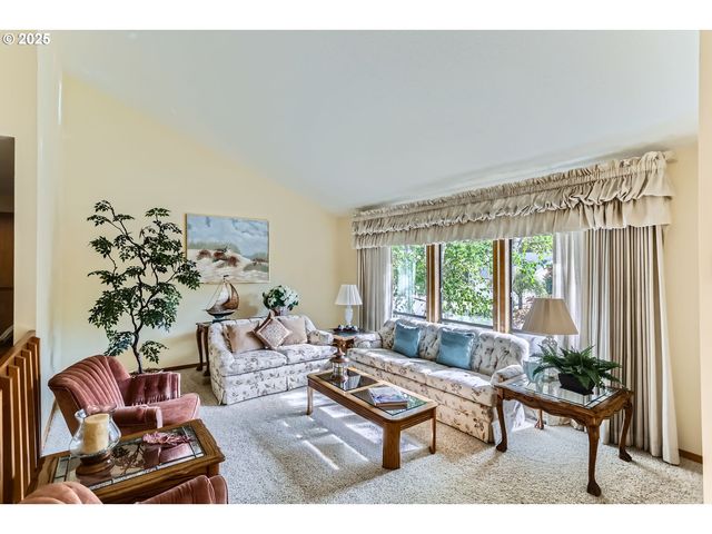 7331 Sw 152ND Ave, Beaverton, OR 97007