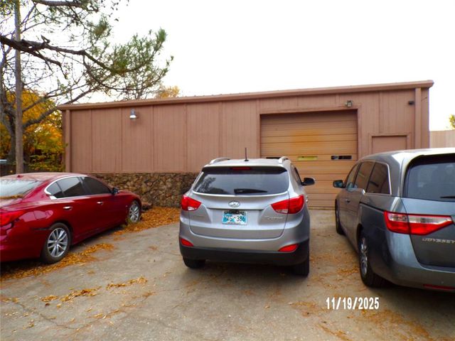 1115 N Holly Avenue, Oklahoma City, OK 73127