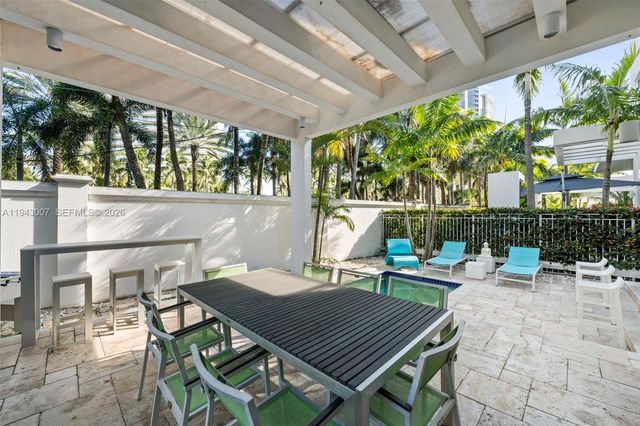 19005 Atlantic Blvd, Sunny Isles Beach, FL 33160