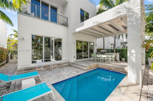 19005 Atlantic Blvd, Sunny Isles Beach, FL 33160