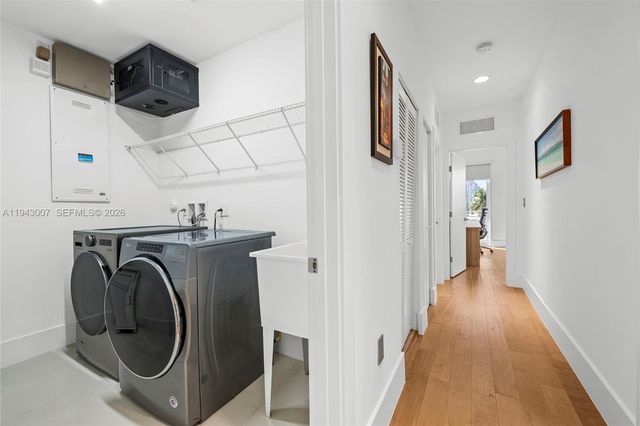 19005 Atlantic Blvd, Sunny Isles Beach, FL 33160