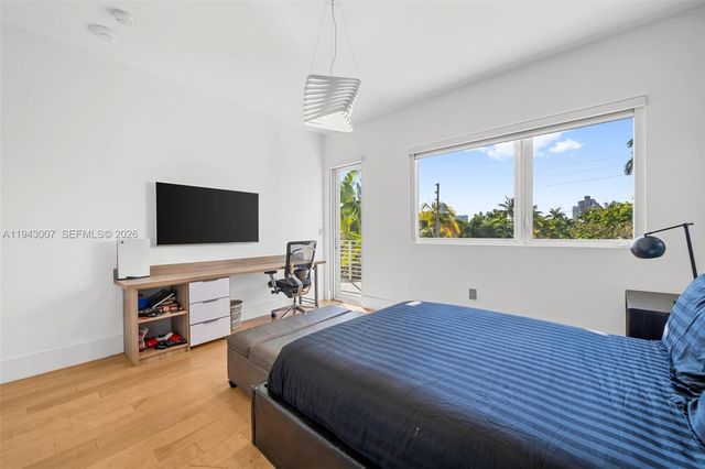 19005 Atlantic Blvd, Sunny Isles Beach, FL 33160