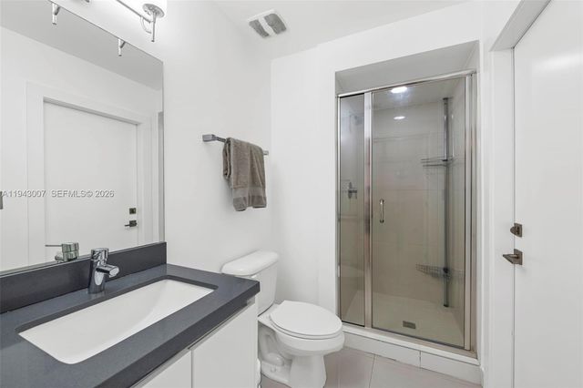 19005 Atlantic Blvd, Sunny Isles Beach, FL 33160