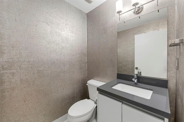 19005 Atlantic Blvd, Sunny Isles Beach, FL 33160