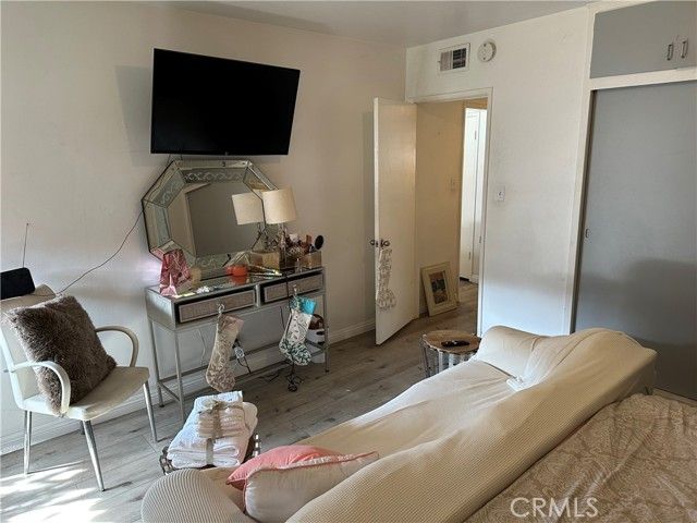 440 Chestnut Avenue 2D, Long Beach, CO 80802