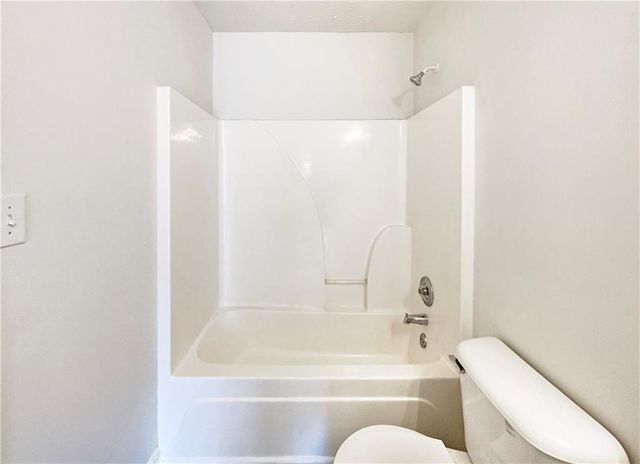 728 Guide Post Lane, Stone Mountain, GA 30088