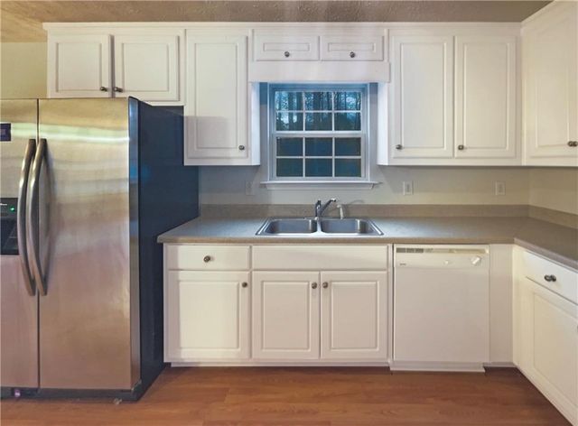 728 Guide Post Lane, Stone Mountain, GA 30088