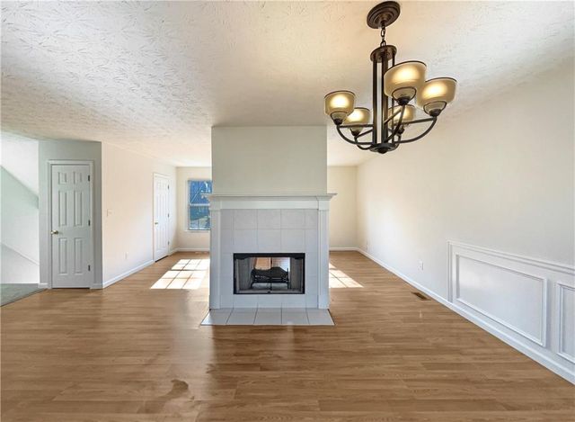 728 Guide Post Lane, Stone Mountain, GA 30088