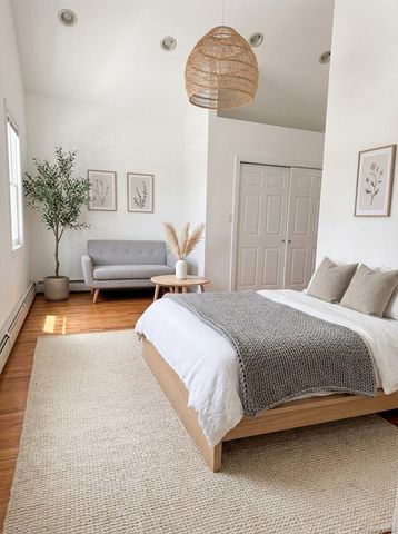 94 Lockman Avenue, Staten Island, NY 10303