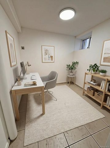 94 Lockman Avenue, Staten Island, NY 10303