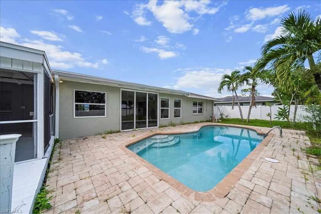 17042 Wayzata CT, NORTH FORT MYERS, FL 33917 — photo 3