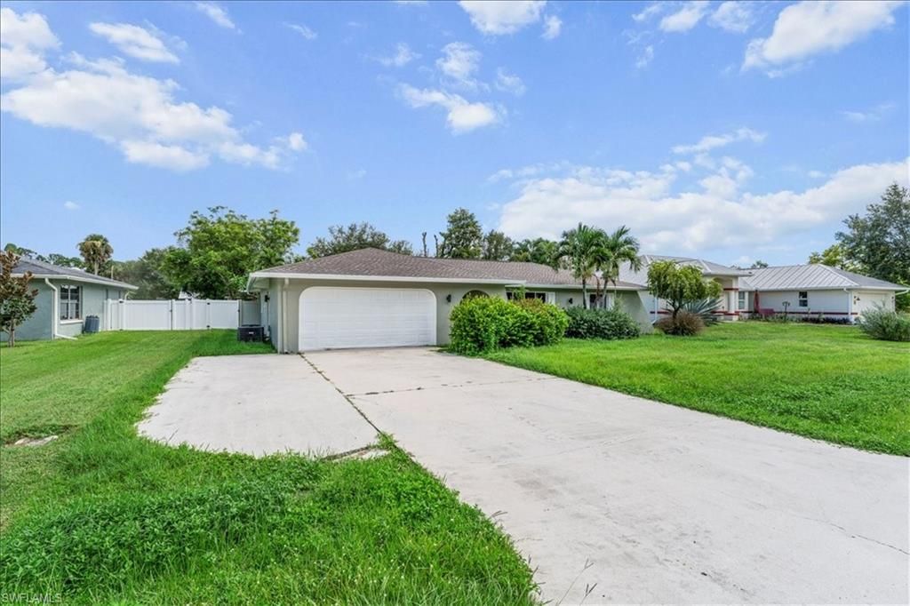 17042 Wayzata CT, NORTH FORT MYERS, FL 33917 — photo 4