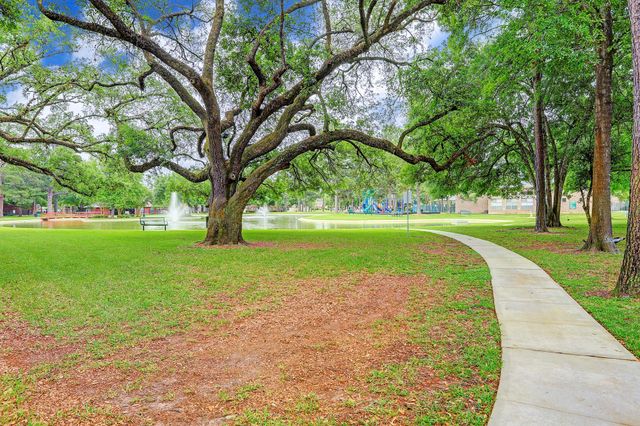 11510 Pecan Canyon Court, Tomball, TX 77377