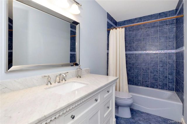 15 Pine Drive, Stony Point, NY 10980