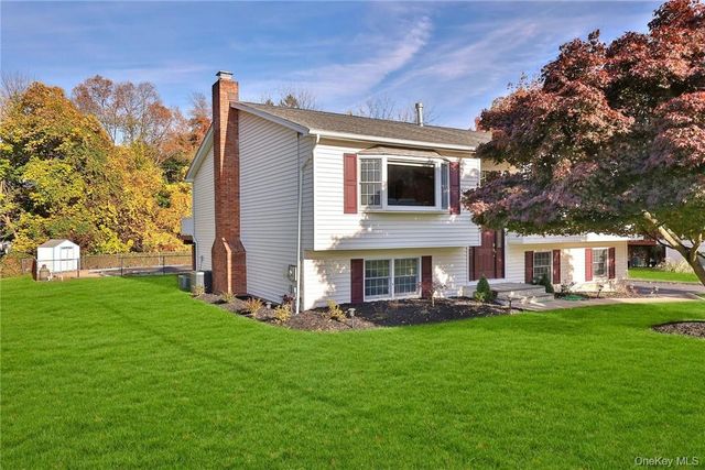 15 Pine Drive, Stony Point, NY 10980