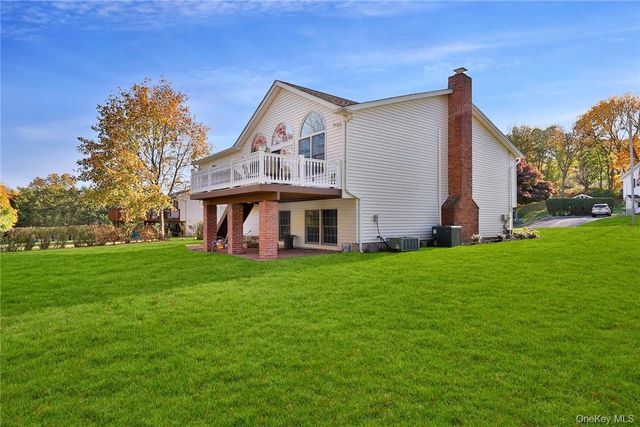 15 Pine Drive, Stony Point, NY 10980